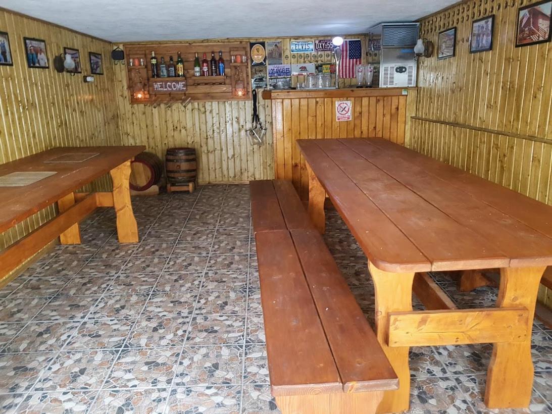 Pensiunea Agroturistica Piscul Soarelui Cîmpulung Esterno foto